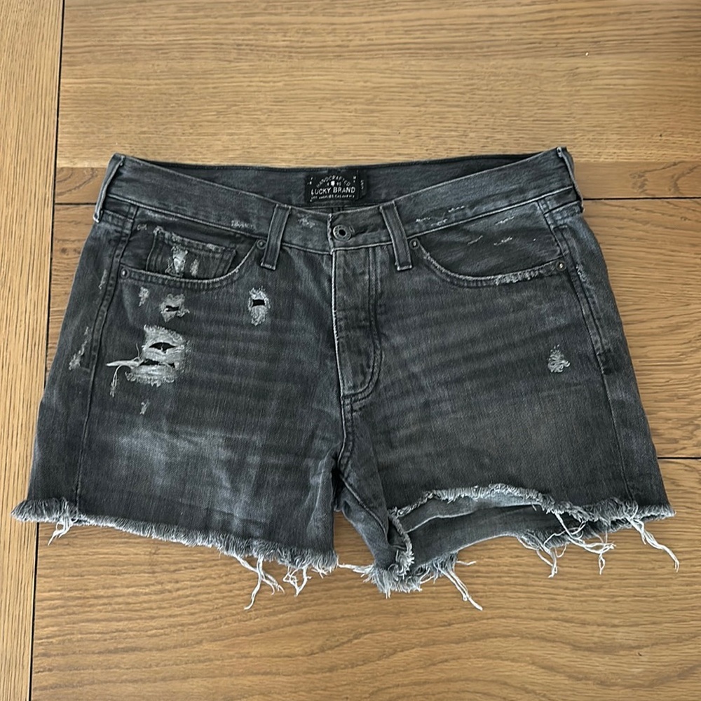 Lucky shorts